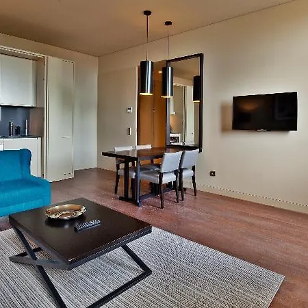 Five Stars 8 Building * Lisbona