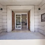 Отель Five Stars 8 Building 4*