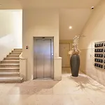 Five Stars 8 Building Лиссабон