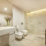Five Stars 8 Building Отель