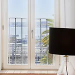 Five Stars 8 Building Отель