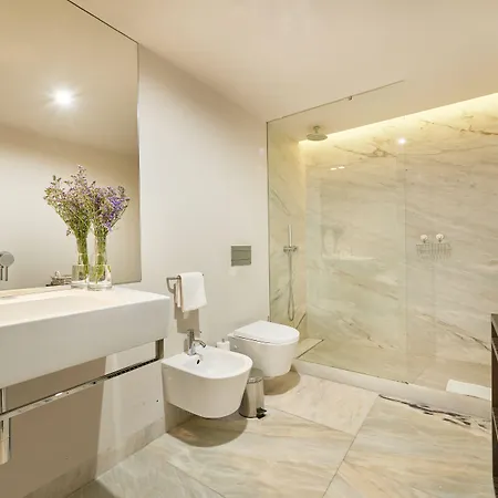 Five Stars 8 Building Hotell