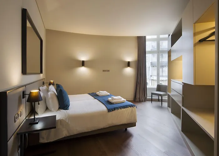 Five Stars 8 Building Hotel 4*