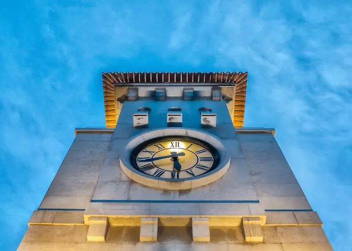 Five Stars 8 Building Lizbona