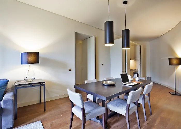 Five Stars 8 Building 4*