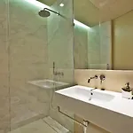 Five Stars 8 Building 4* Lissabon