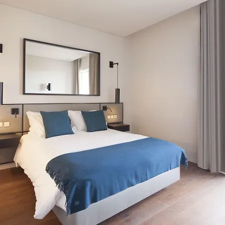 Five Stars 8 Building Hotel